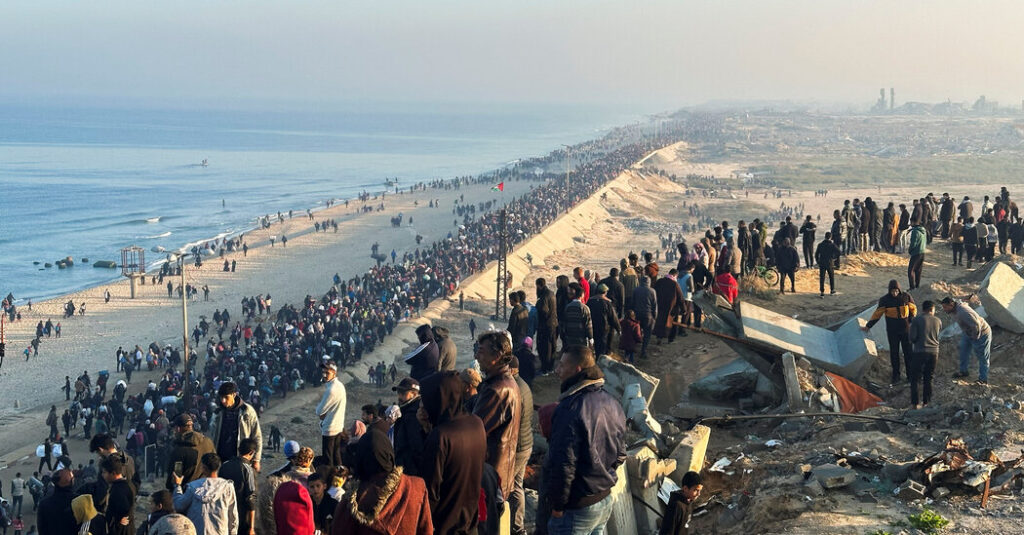 Displaced Palestinians Trek Home to Northern Gaza as Israel-Hamas Cease-Fire Holds: Live Updates