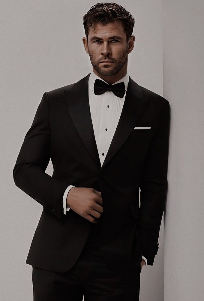 Bespoke Suit Trends for Year-End and New Year Parties