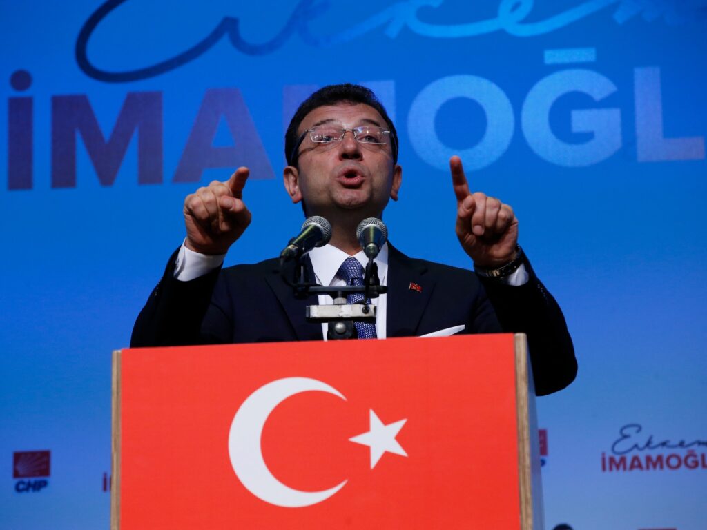 Istanbul Mayor Imamoglu in court as Turkish opposition fears crackdown | Politics News