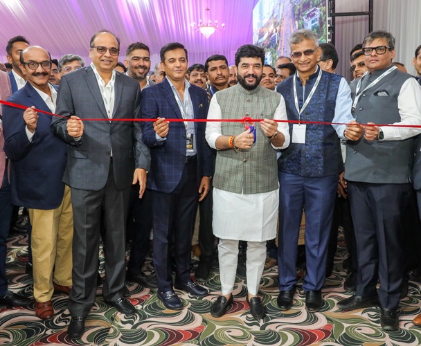 Shri Murlidhar Mohol Inaugurates CREDAI-Pune Metro Property Expo 2025 | The Property Times