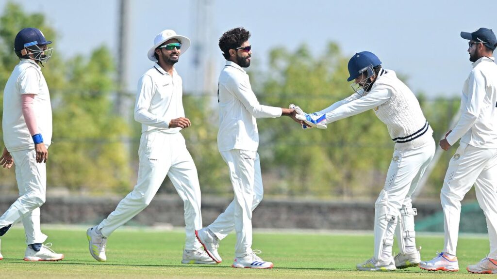 RANJI TROPHY | Jadeja spins Delhi out to earn Saurashtra a bonus-point win