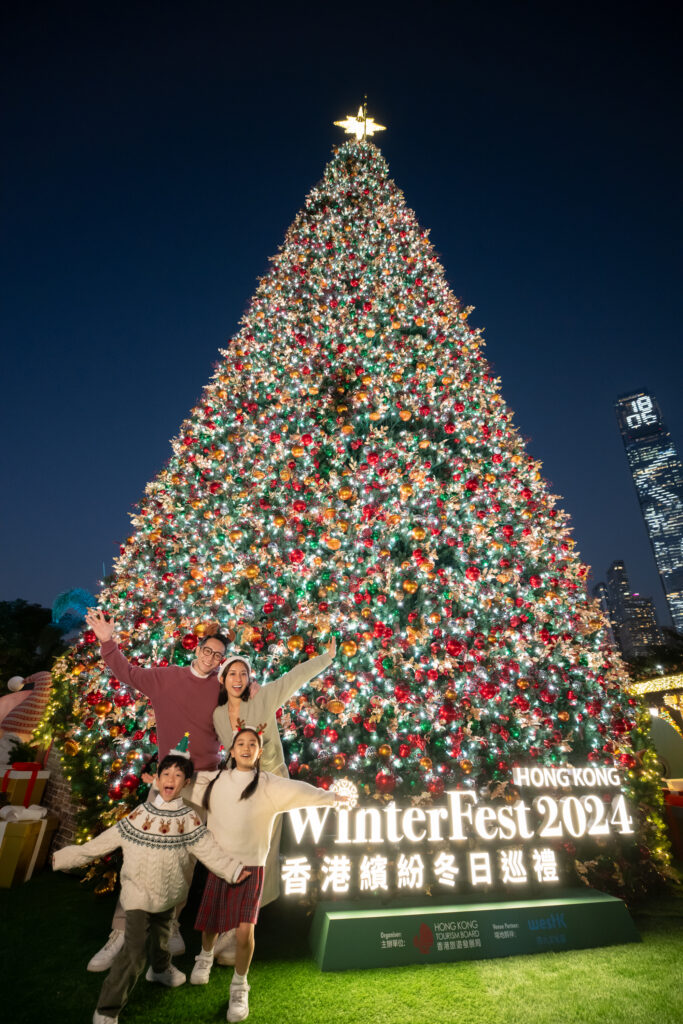 Fireworks, Christmas Town, and Giant Christmas Tree – Why Hong Kong is the Perfect Travel Destination for Winter