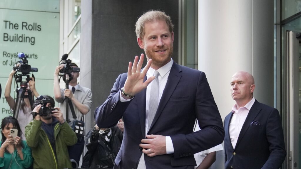 Prince Harry’s case against Rupert Murdoch’s British tabloids goes to trial : NPR