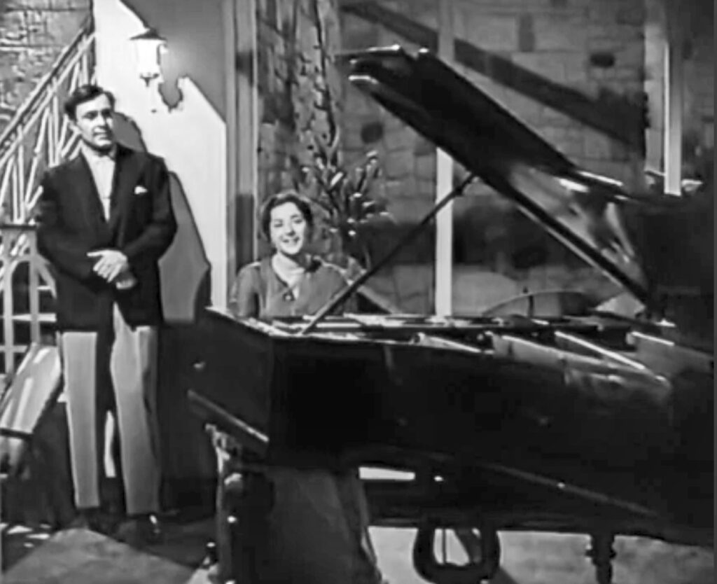 Piano Songs – 2 – Mehfil Mein Meri