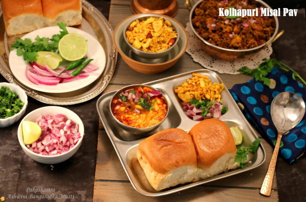 Kolhapuri Misal Pav – Pakashastra