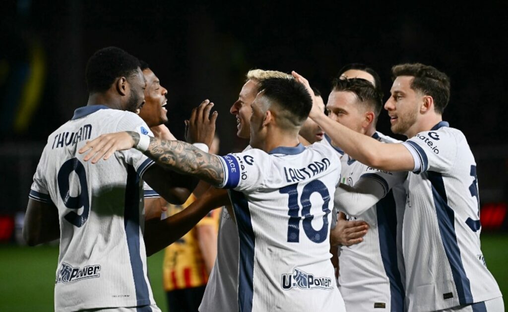 Inter Milan Thump Lecce To Stay In Touch With Serie A Leaders Napoli