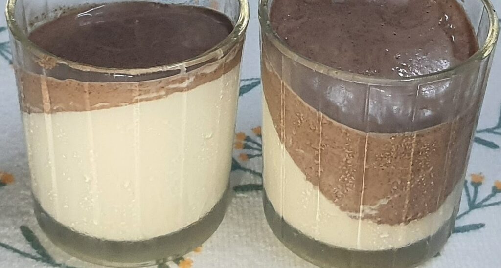 Vanilla & Chocolate Panna Cotta (Italian dessert)