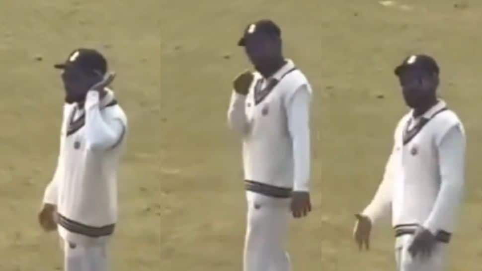 Virat Kohli Plays The Crowd; Hilarious Gesture During Ranji Trophy Return Goes Viral - Watch | Cricket News