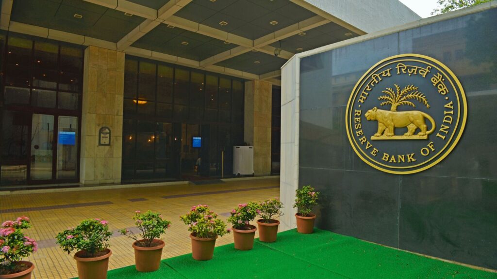 Mint explainer: Who complained to RBI against banks, non-bank lenders?