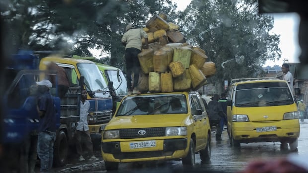 Rwanda-backed rebels advance in eastern Congo as residents flee by the thousands