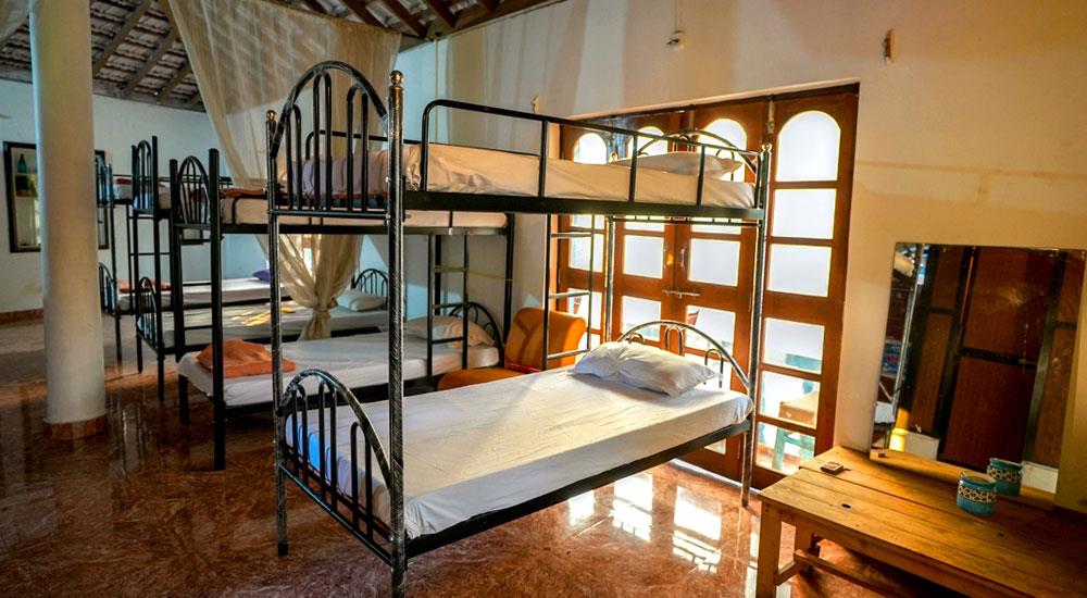 Top 5 Best Hostels in Anjuna Beach North Goa