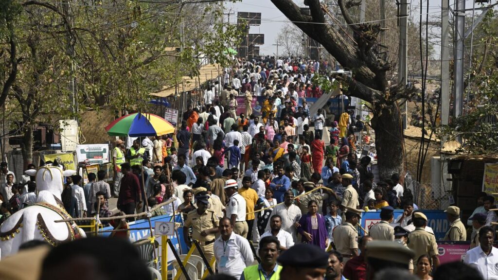 Piety in the air as people stream to temples 