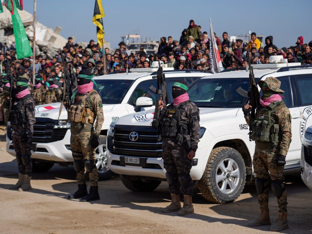 Israel begins freeing 369 Palestinians after captives in Gaza released | Israel-Palestine conflict News