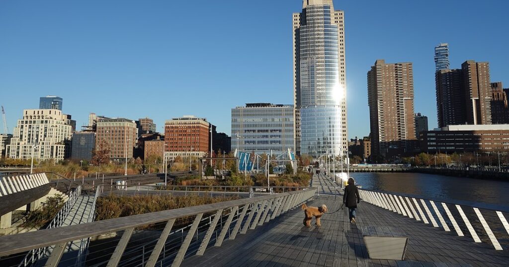 Pier 26: A Vibrant Oasis on the Hudson River
