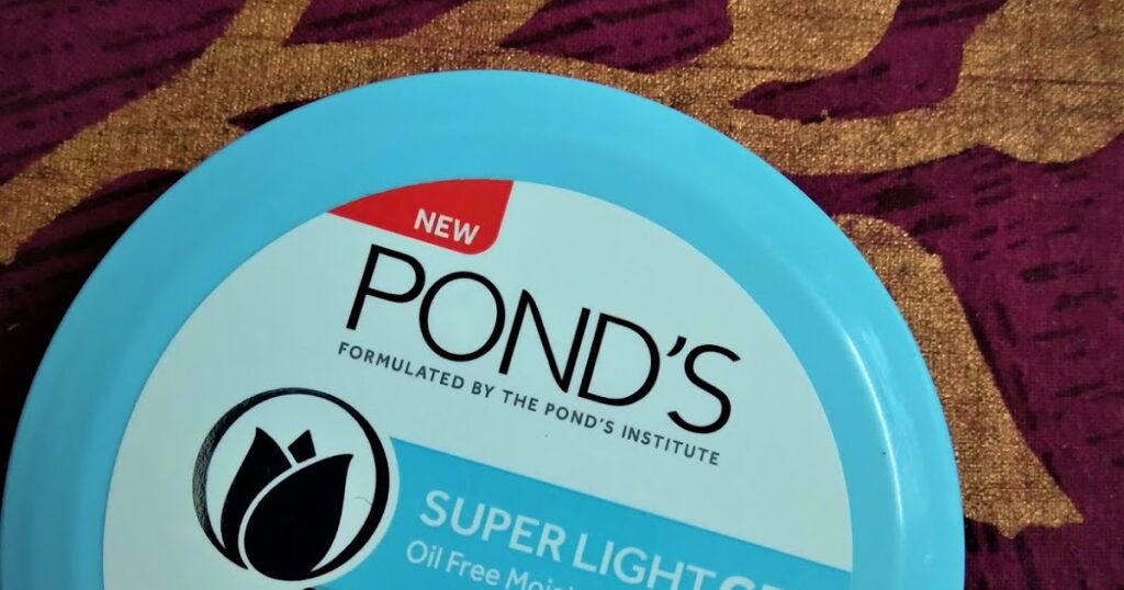 A Beautiful Life : Ponds Super Light Gel Oil Free Moisturiser Review | Hyaluronic Acid & Vitamin E For Hydration