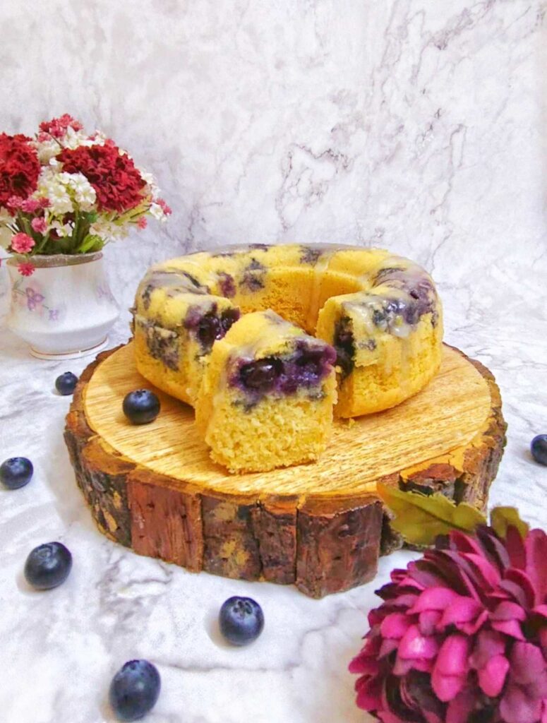 Eggless Lemon Blueberry Cake / Blueberry Bundt Cake With Lemon Glaze