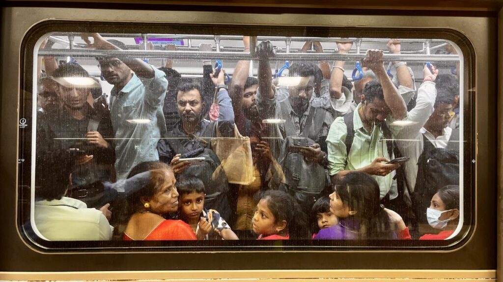 Metro fare fiasco: Experts ask for Fare Fixation Committee report to be made public