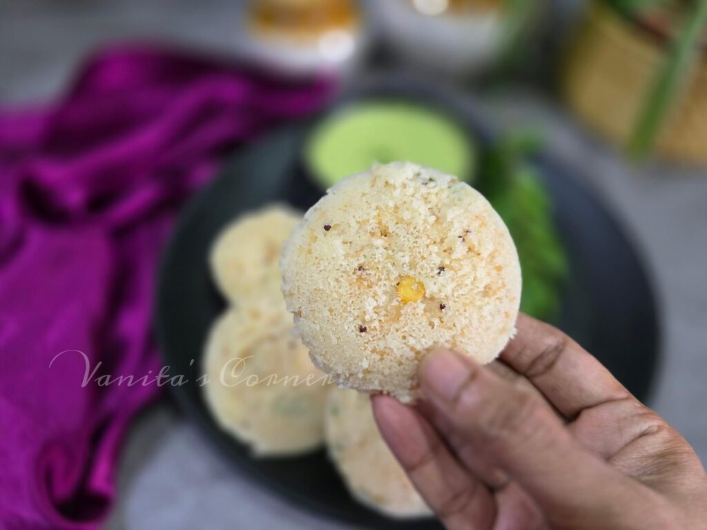 Rava Semiya Idlis