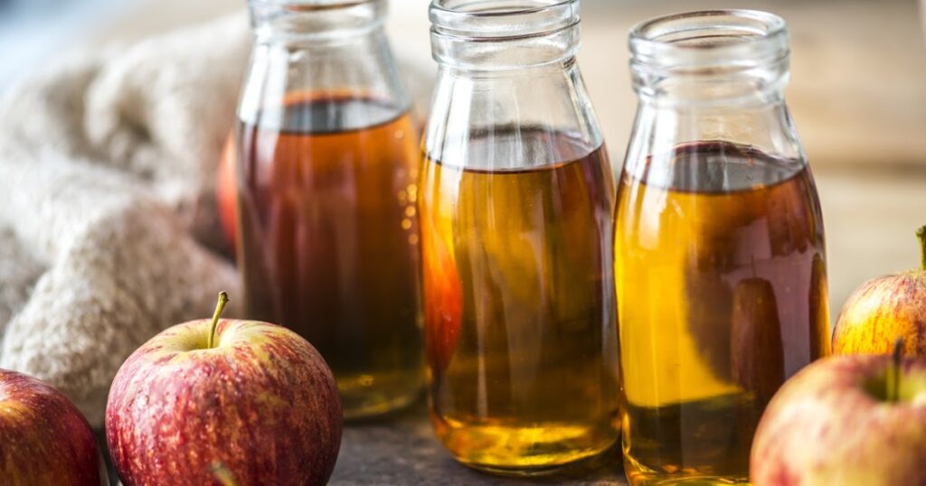 Apple Cider Vinegar Benefits | Apple Cider Vinegar For Acne