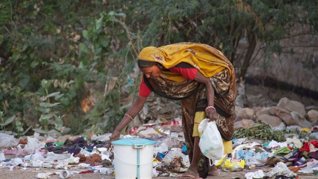 How to clean up India’s filthy cities