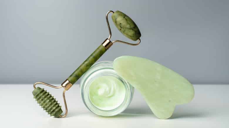 Gua Sha and Jade Roller: The Therapeutic Face Massagers 