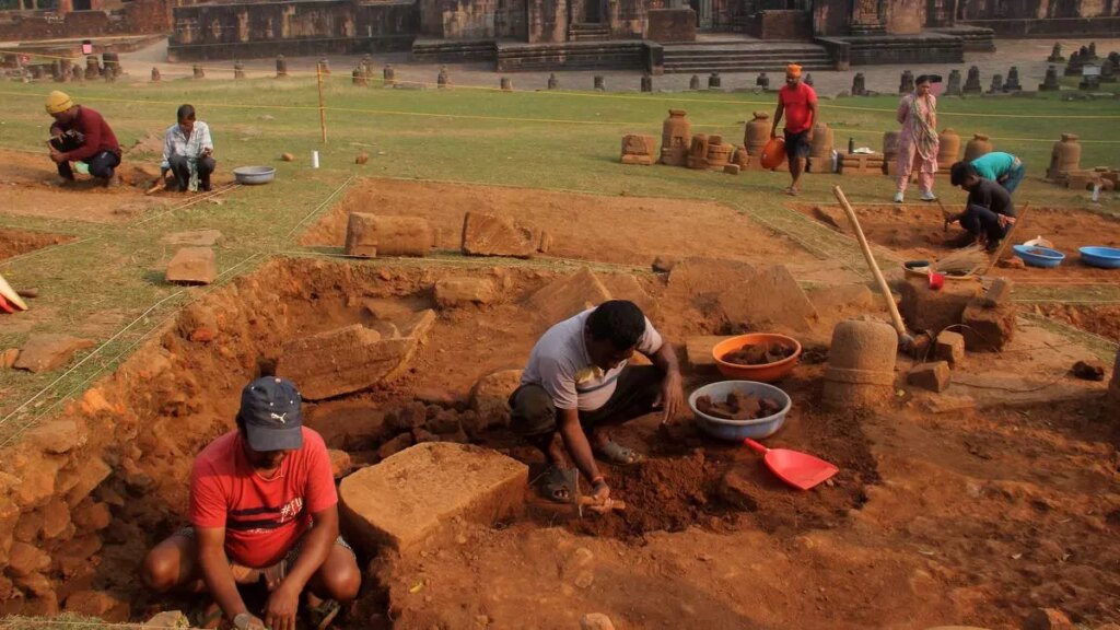 The Past as a Foreign Country | The Frontline Newsletter