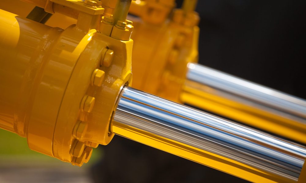 Choosing the Right Hydraulic Oil for Your Machine