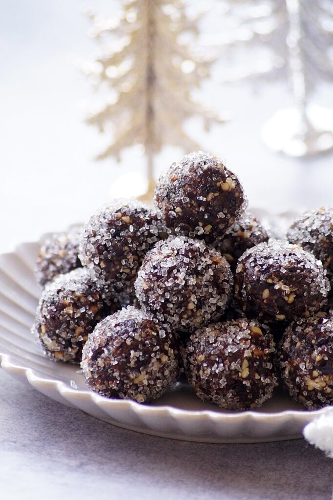 Sugar Plums ( Old-fashioned Christmas Treat)