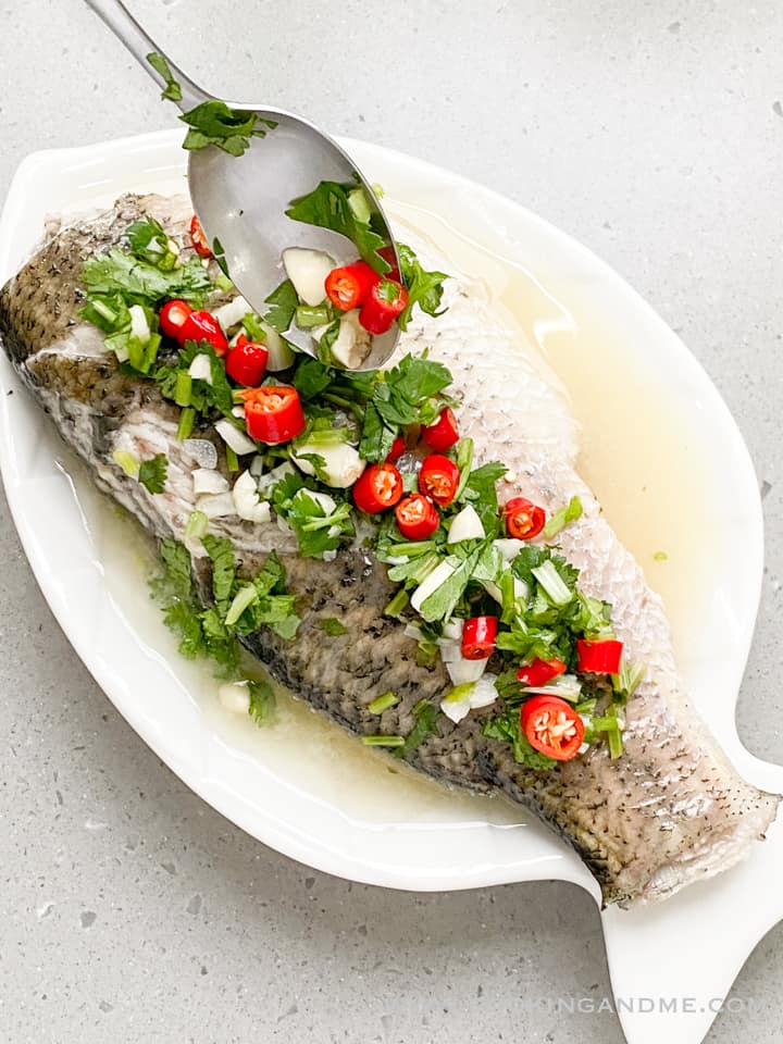 thai steamed fish with chilli lime and garlic