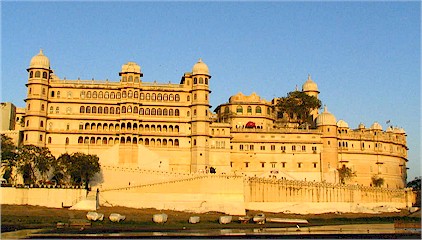 Book Udaipur tours to Enjoy your Vacations – Incredible !ndia Tour