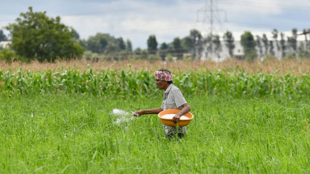 New, greener electrochemical process turns urine into plant fuel