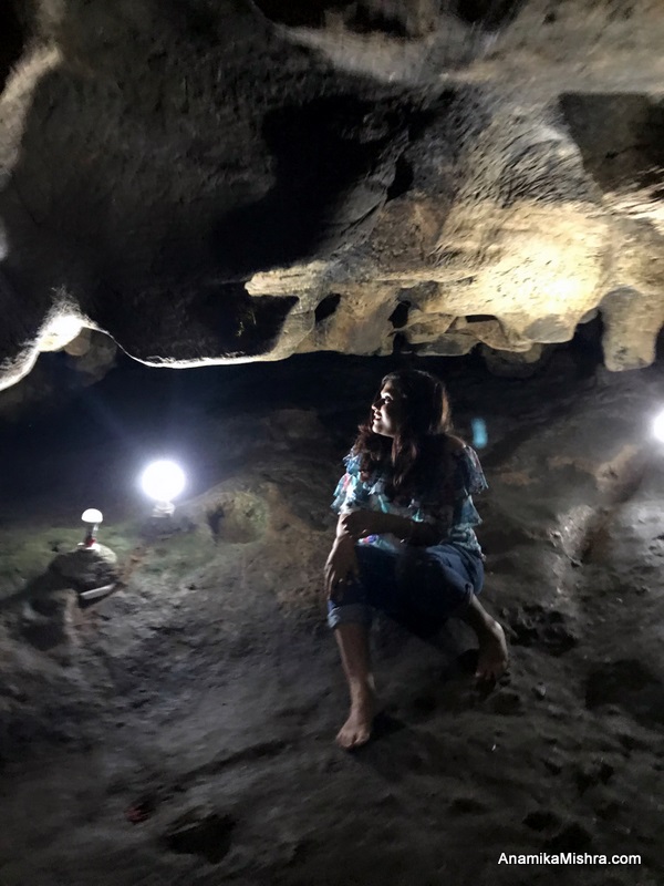 Inside Ancient Temple Of Patal Bhuvaneshwar -India's Most Mysterious Cave Temple