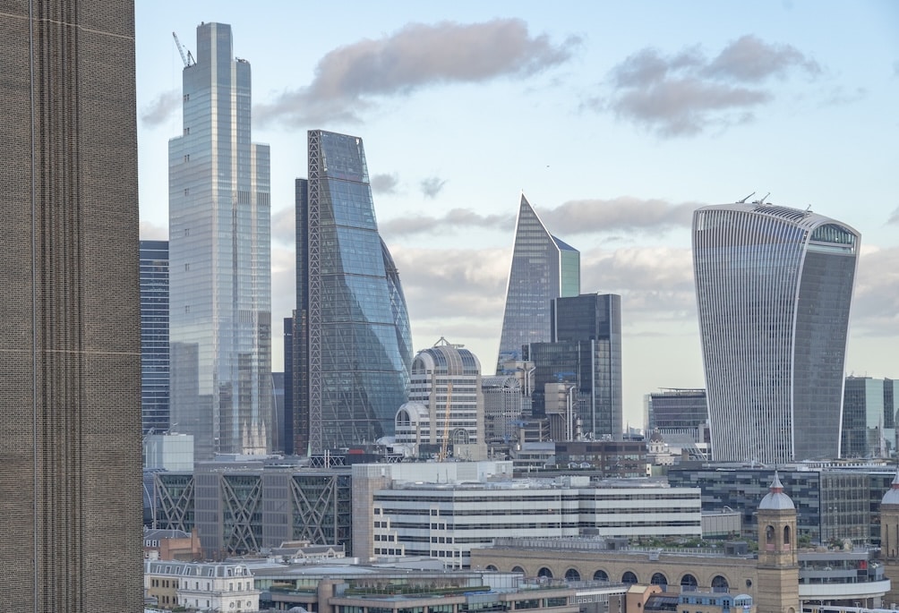Experts Reveal The Worst Industries for British Businesses in 2025
