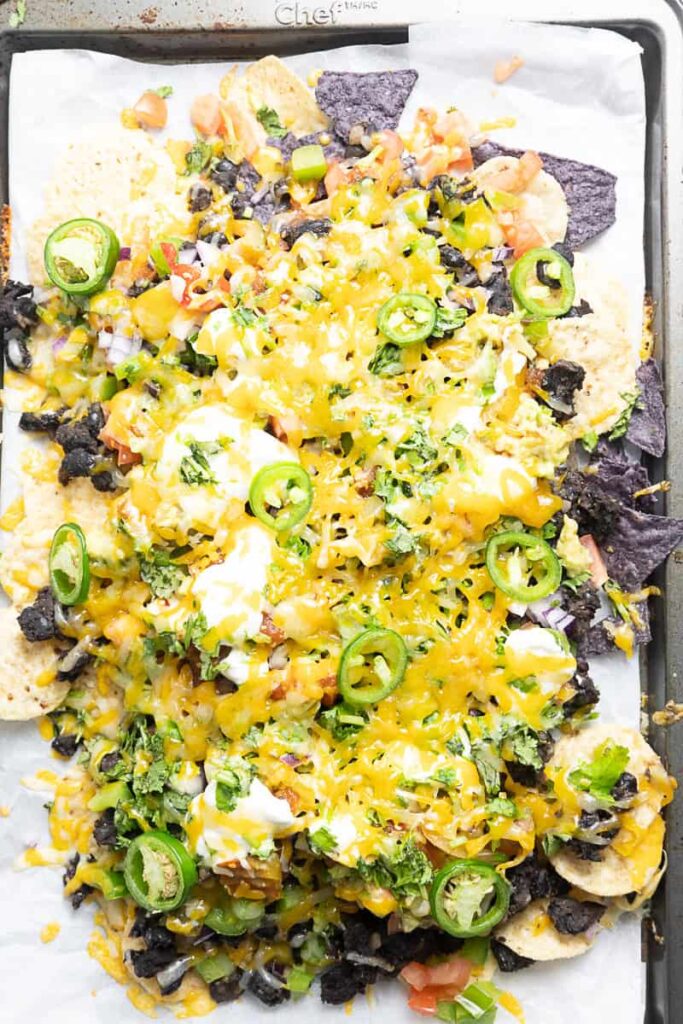 This Ultimate Vegetarian Nacho Platter Recipe is game changer