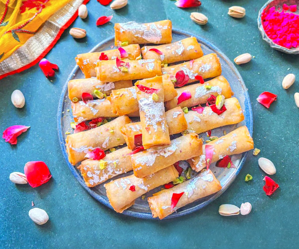 step-by-step-sugar-free-gujiya-rolls-recipe