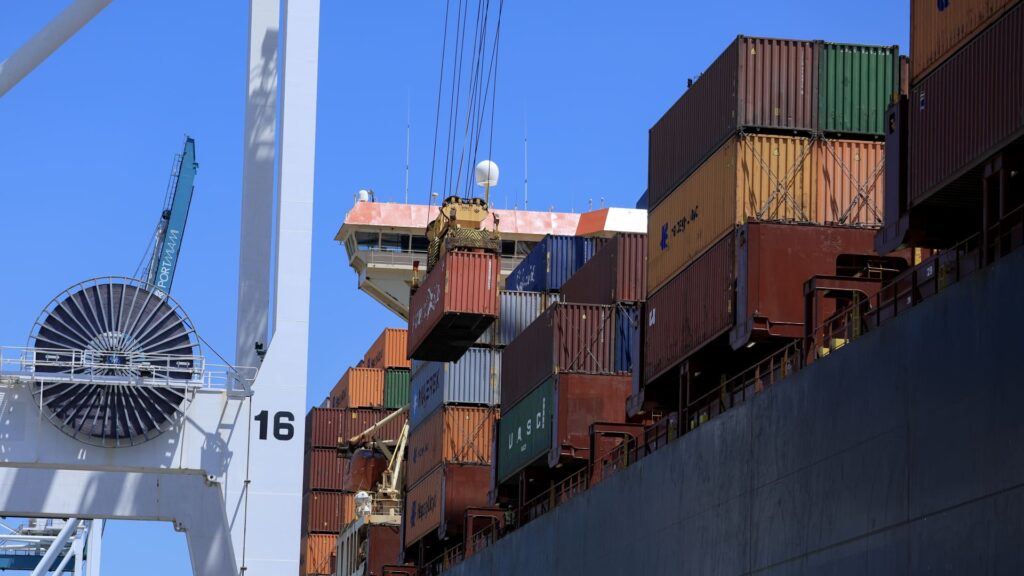 Trump administration announces fees on Chinese ships docking at U.S. ports