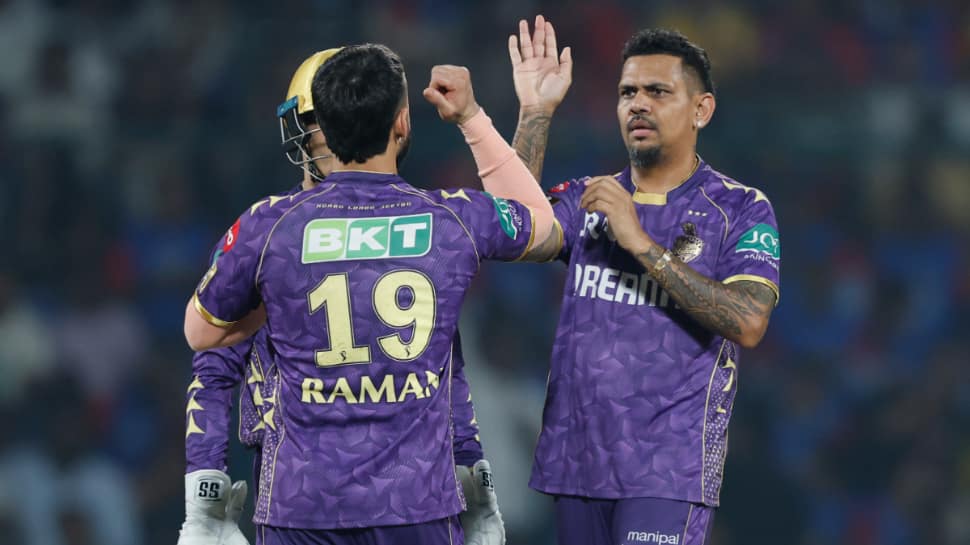 IPL 2025: Sunil Narine Stars As KKR Keep Playoff Hopes Alive With 14-Run Win Over Delhi Capitals | Cricket News