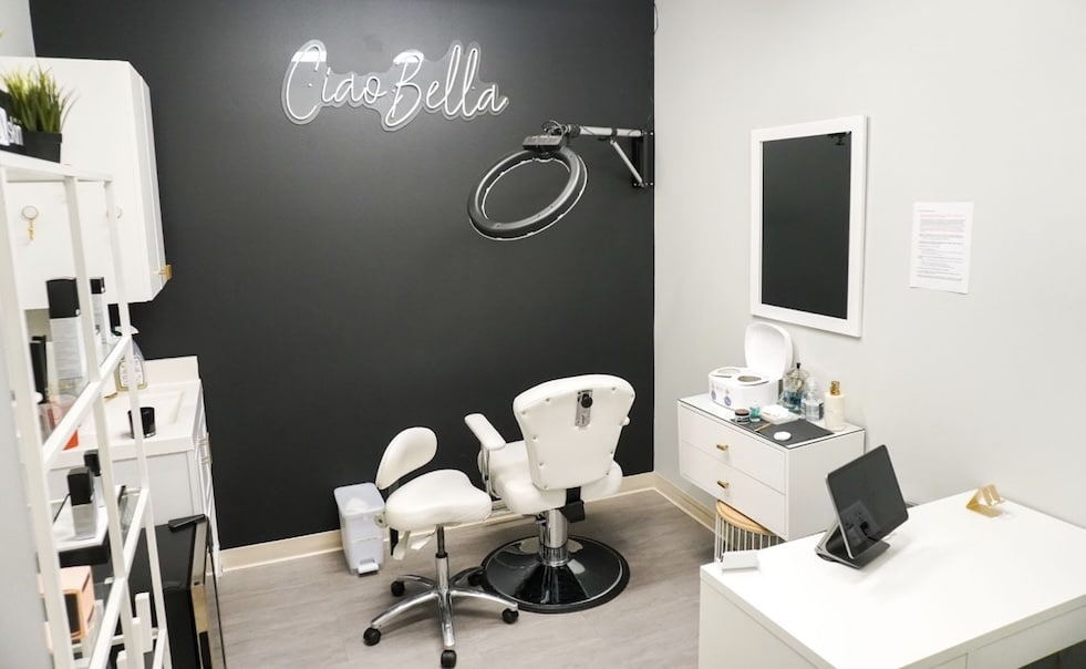 Pricing Your Services: A Strategic Guide for Salon Suite Professionals