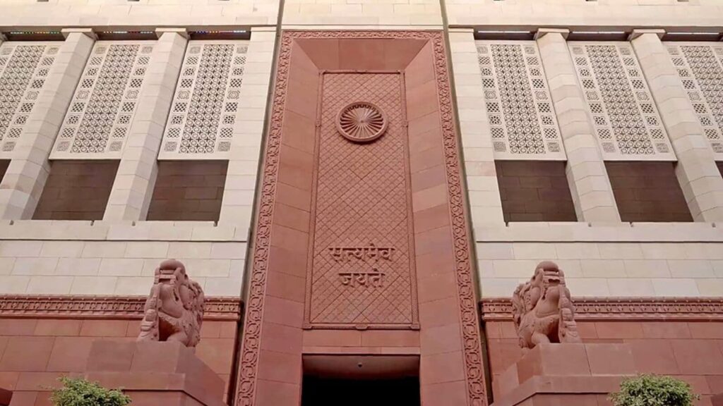 Insurance laws bill set for monsoon session, proposes 100% FDI, composite licenses and sweeping reforms