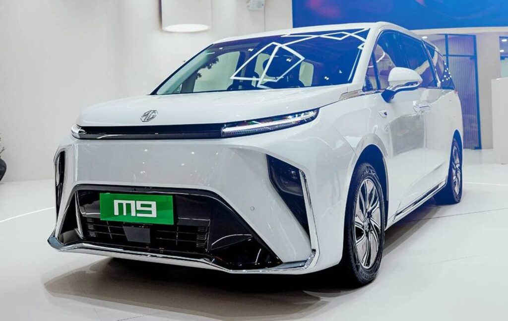 MG M9 Electric MPV