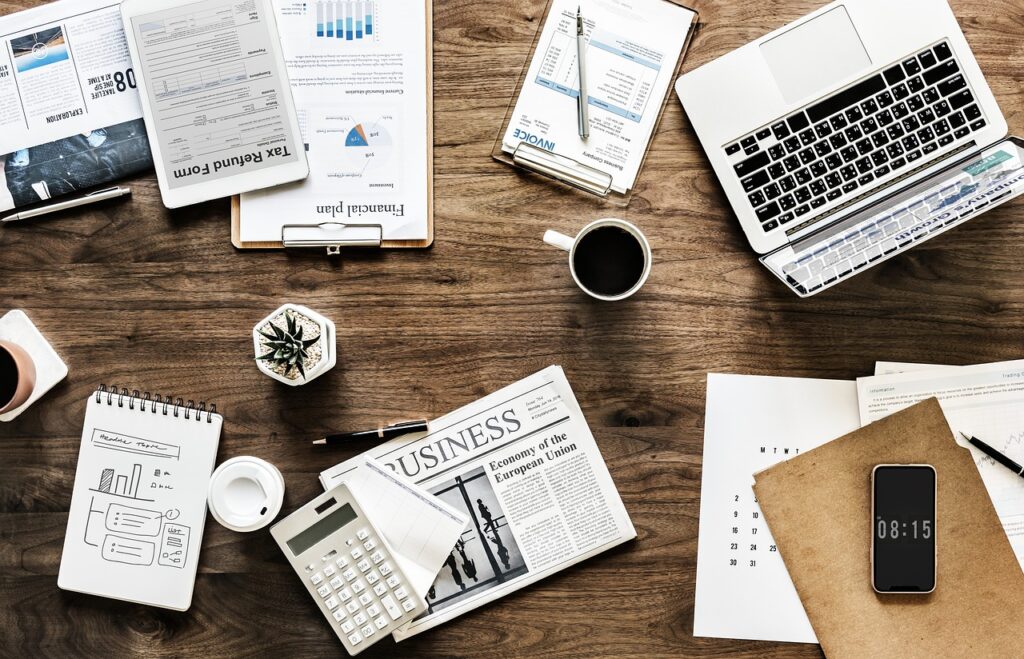 Outsourcing Services to a PEO: An Array of Benefits for Small Businesses