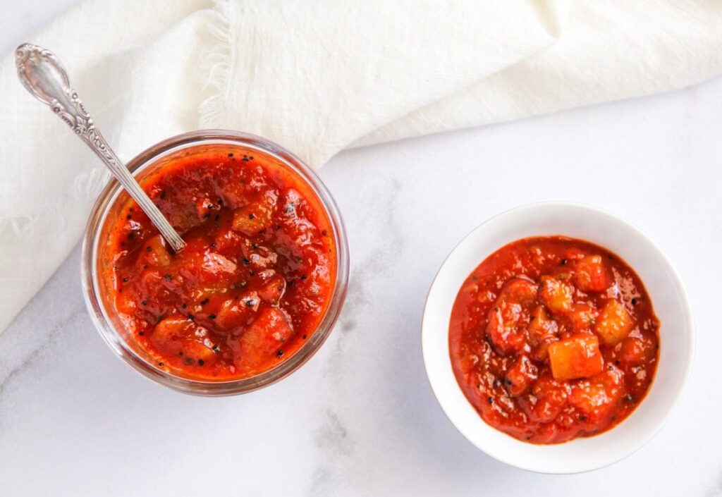 Mango Chutney (Tangy, Sweet, and Spicy!)