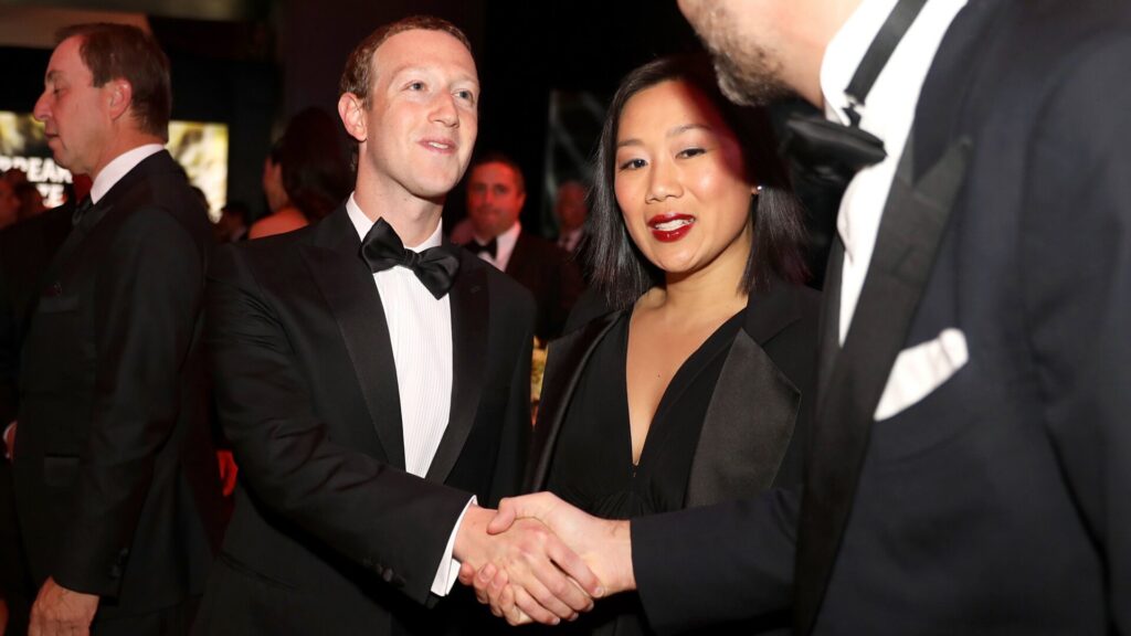 Mark Zuckerberg and Priscilla Chan attend the 2020 Breakthrough Prize at NASA Ames Research Center