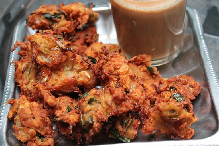 Medu Pakoda Recipe