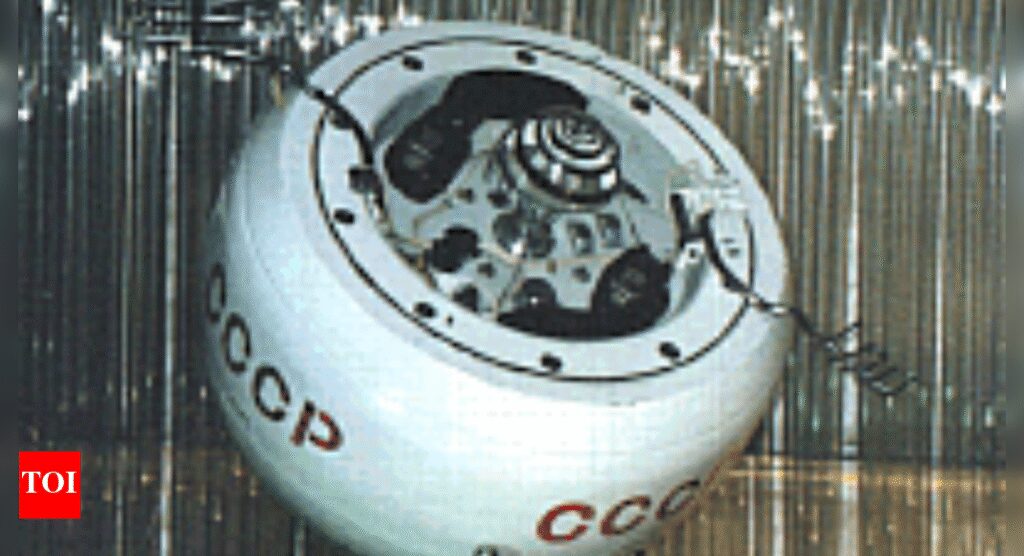 Soviet Spacecraft stuck in orbit for 53 years may finally fall back to Earth next week. What is Kosmos 482? Where will it land?