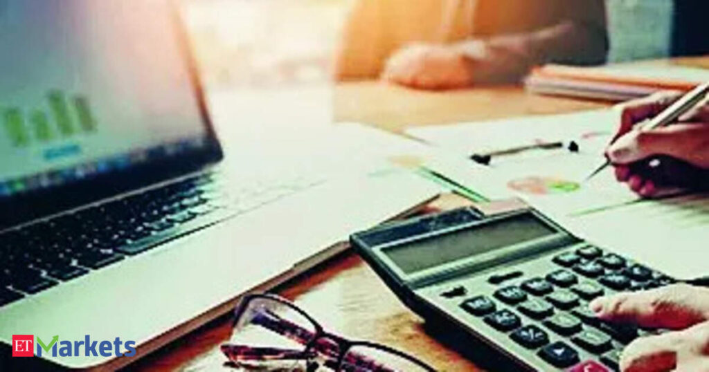 Banking and IT show muted growth, pharma thrives in March quarter results
