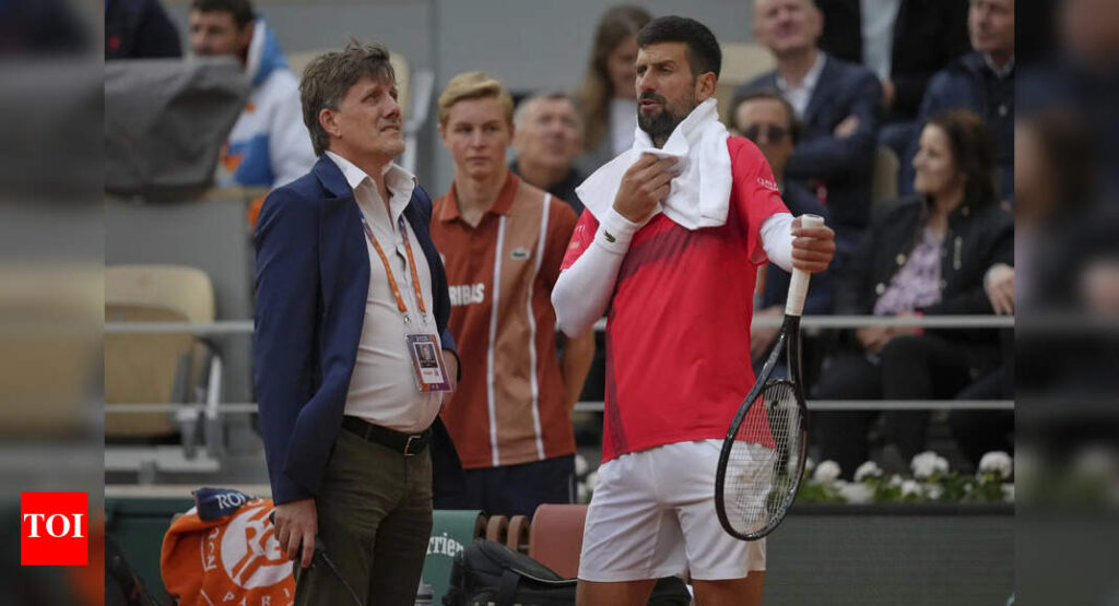 Novak Djokovic trades his racket for a bicycle and takes a nighttime ride around Paris | Tennis News
