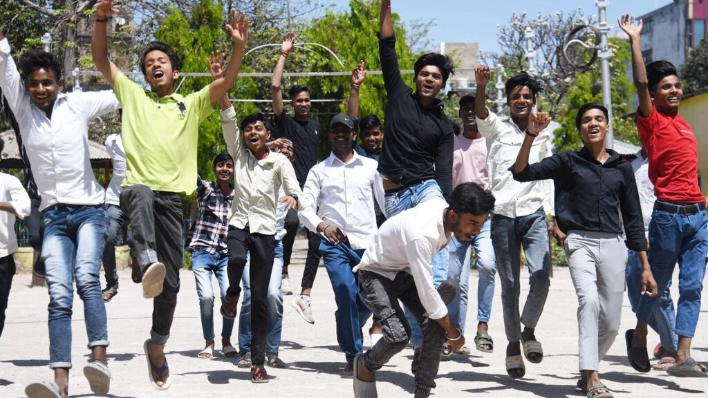 Kerala SSLC 10th Result 2025 LIVE: Kerala Board to declare Class 10 result at 3 pm; DIRECT LINK, here's how to check