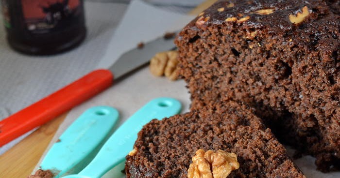 Chocolate Banana Pound Cake | Chocolate Banana Cake with Walnuts