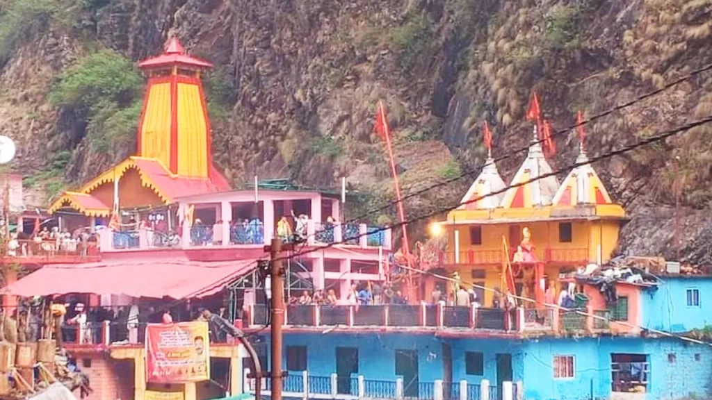 Complete Packing List for Do Dham Yatra Pilgrims